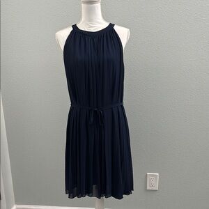 Elegant Navy Blue Sleeveless Dress